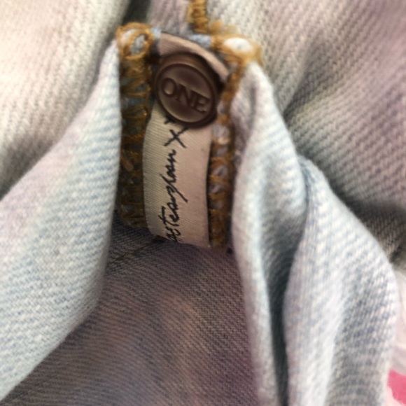 OneTeaSpoon Short Shorts Mid Waist Bandits size 26 - Picture 3 of 5